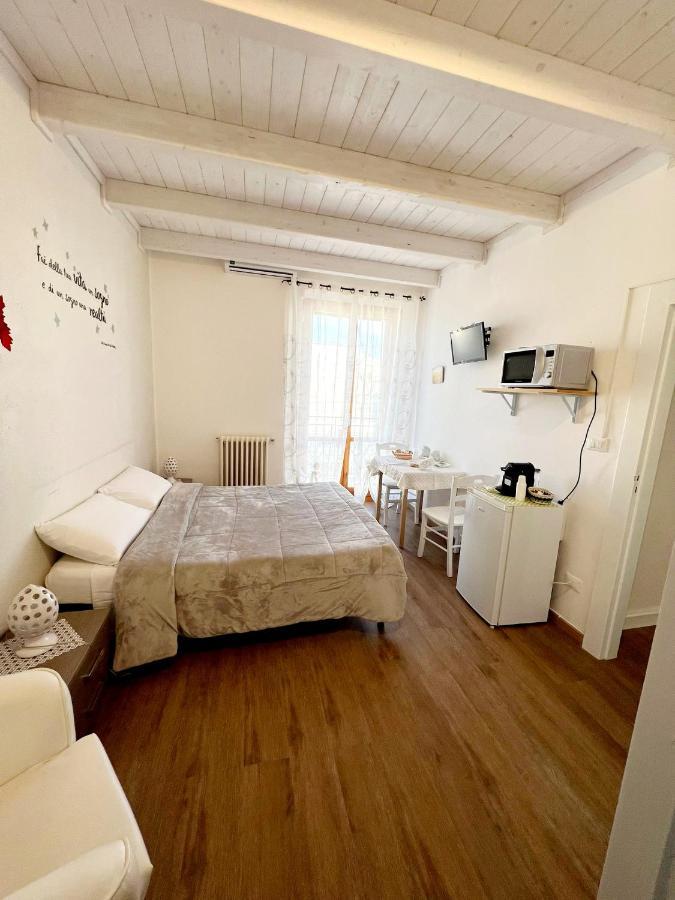 Il Girasole Bed & Breakfast Ostuni Exterior photo